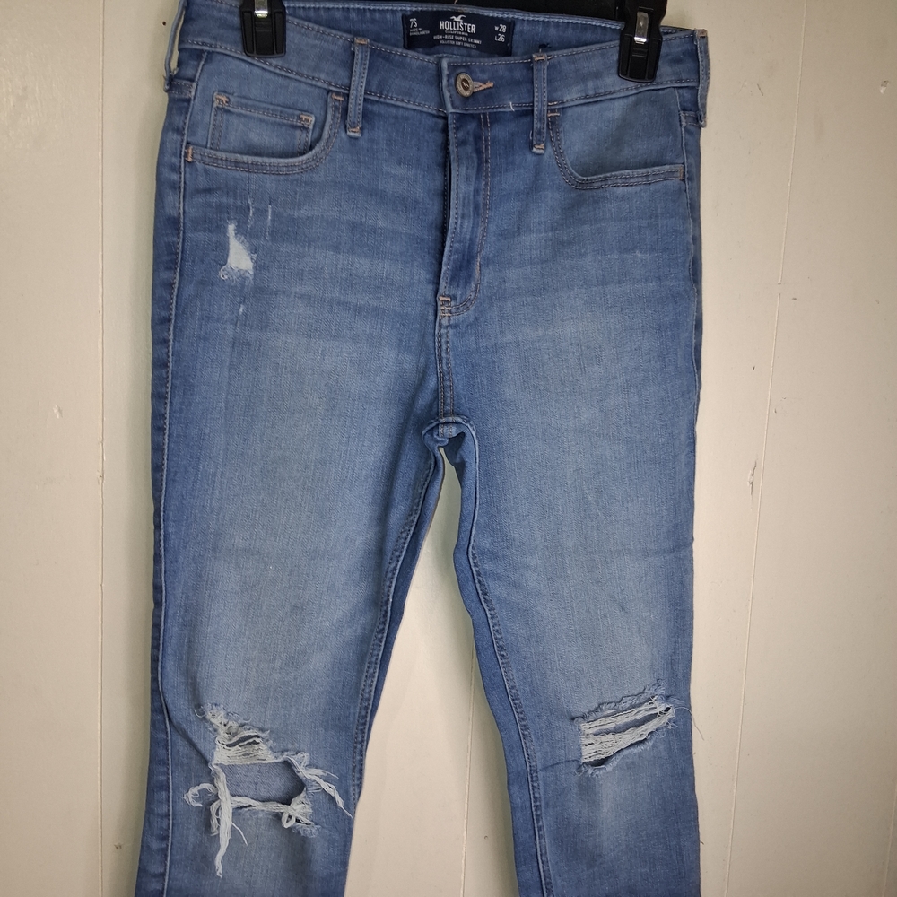Hollister Women's Skinny Jeans - Light Blue - Picture 3 of 6